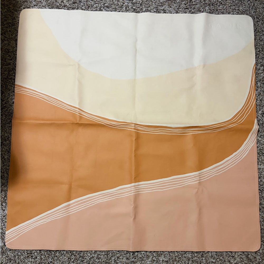 Gather Mat in Cream, Tan & Peach